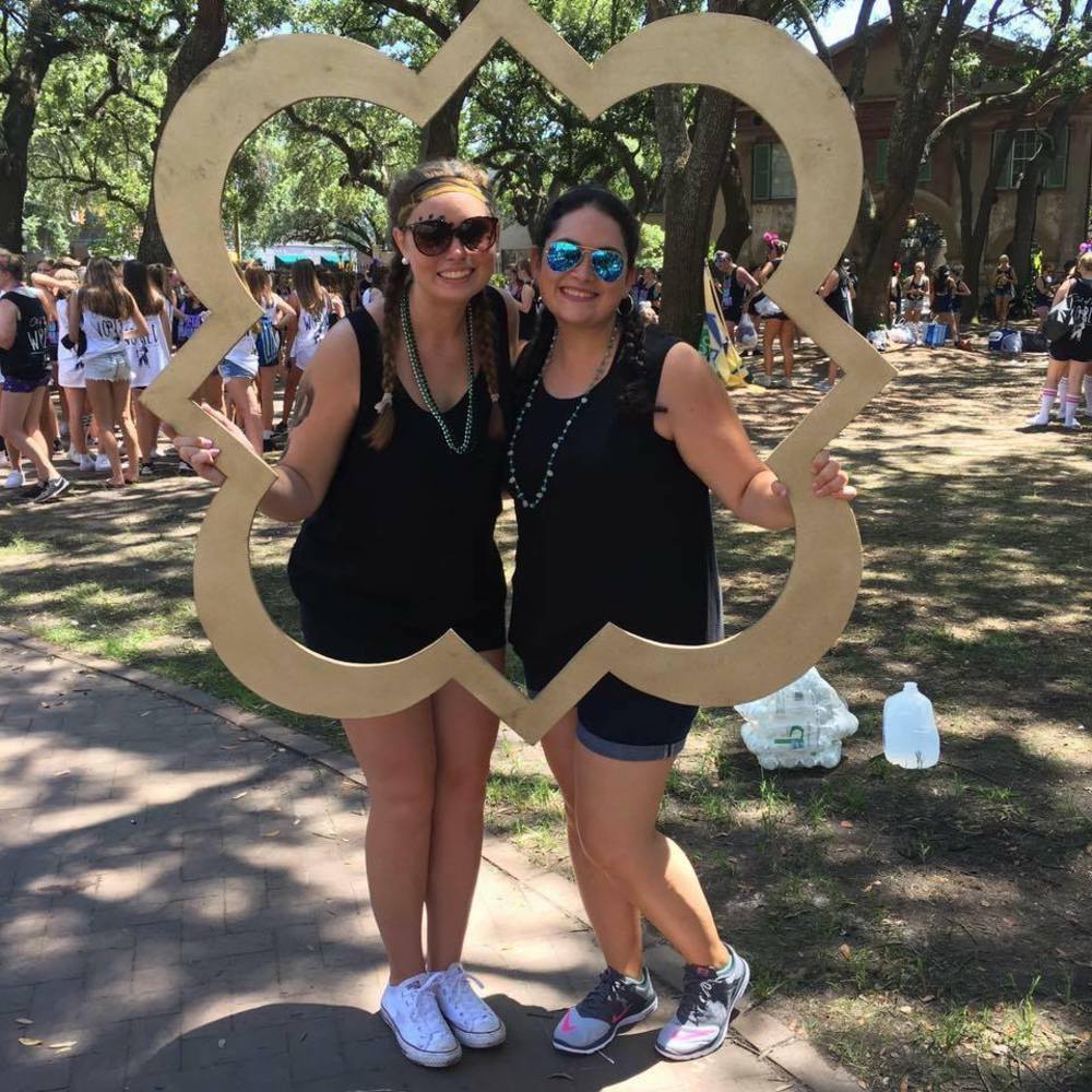 Meet your Posher, Alexis